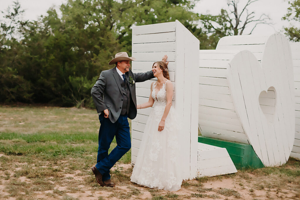 Kindred Oaks Love Letters